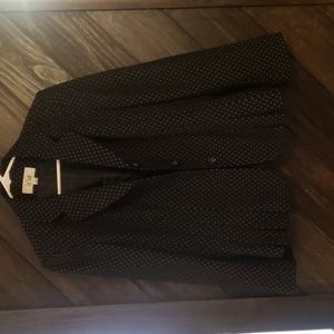 Le suit black blazer.